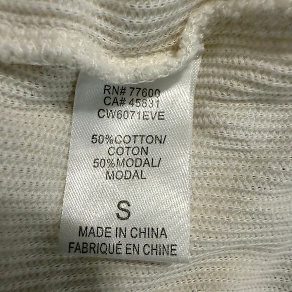 Evereve Cream Thermal Heart Long Sleeve Size Small - Picture 7 of 7